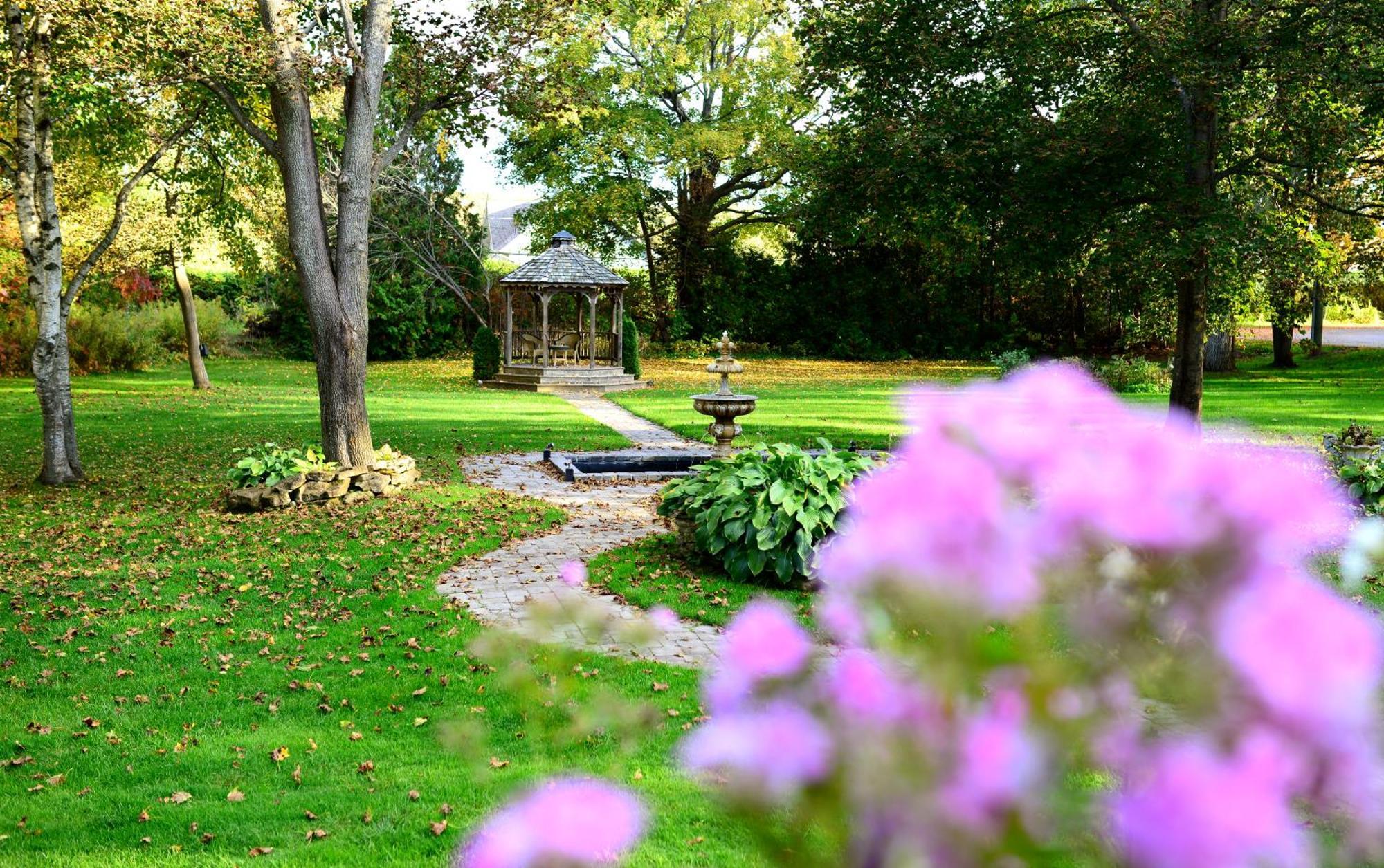 Millcroft Inn & Spa Village Of Alton Εξωτερικό φωτογραφία